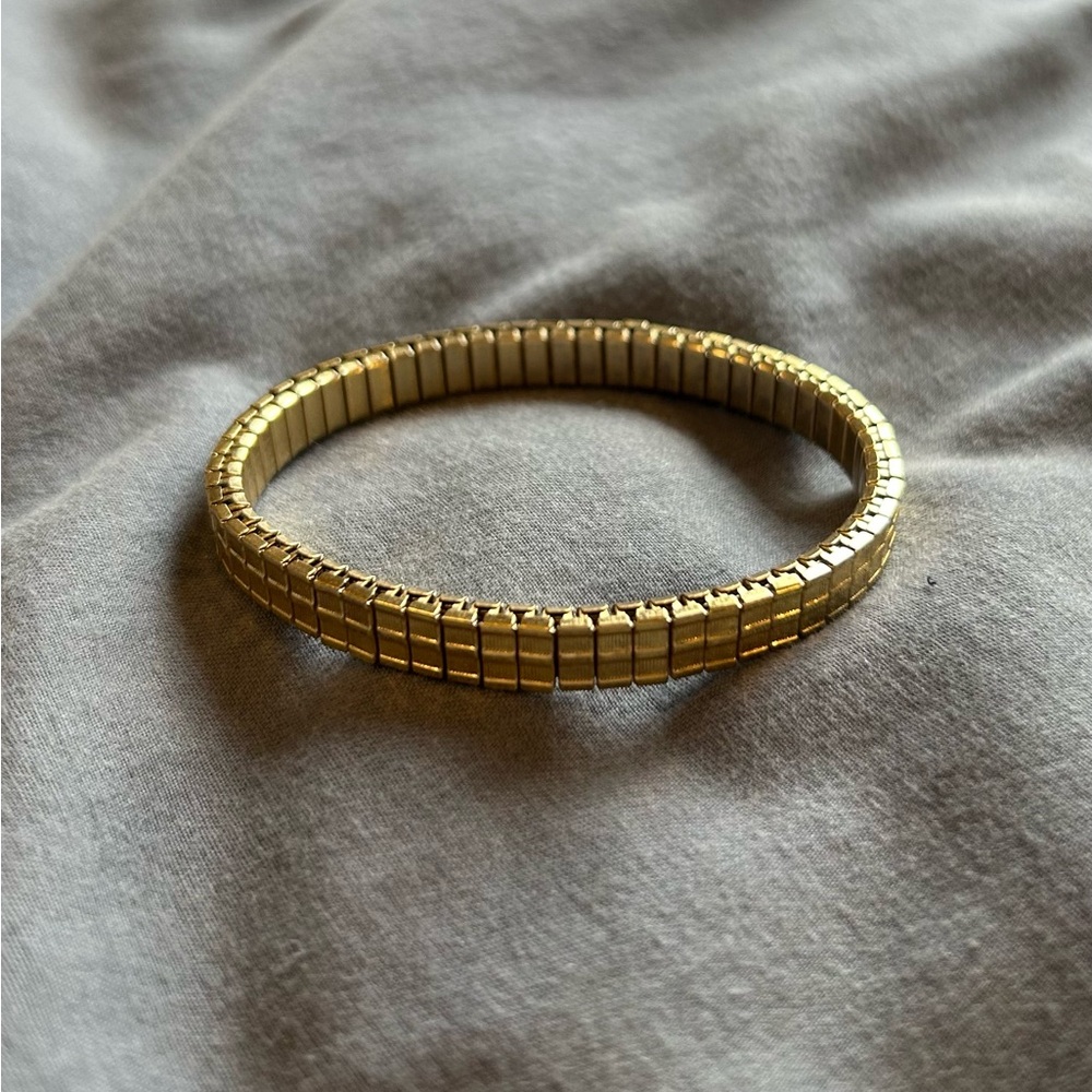 Elegant Gold-Toned Bracelet